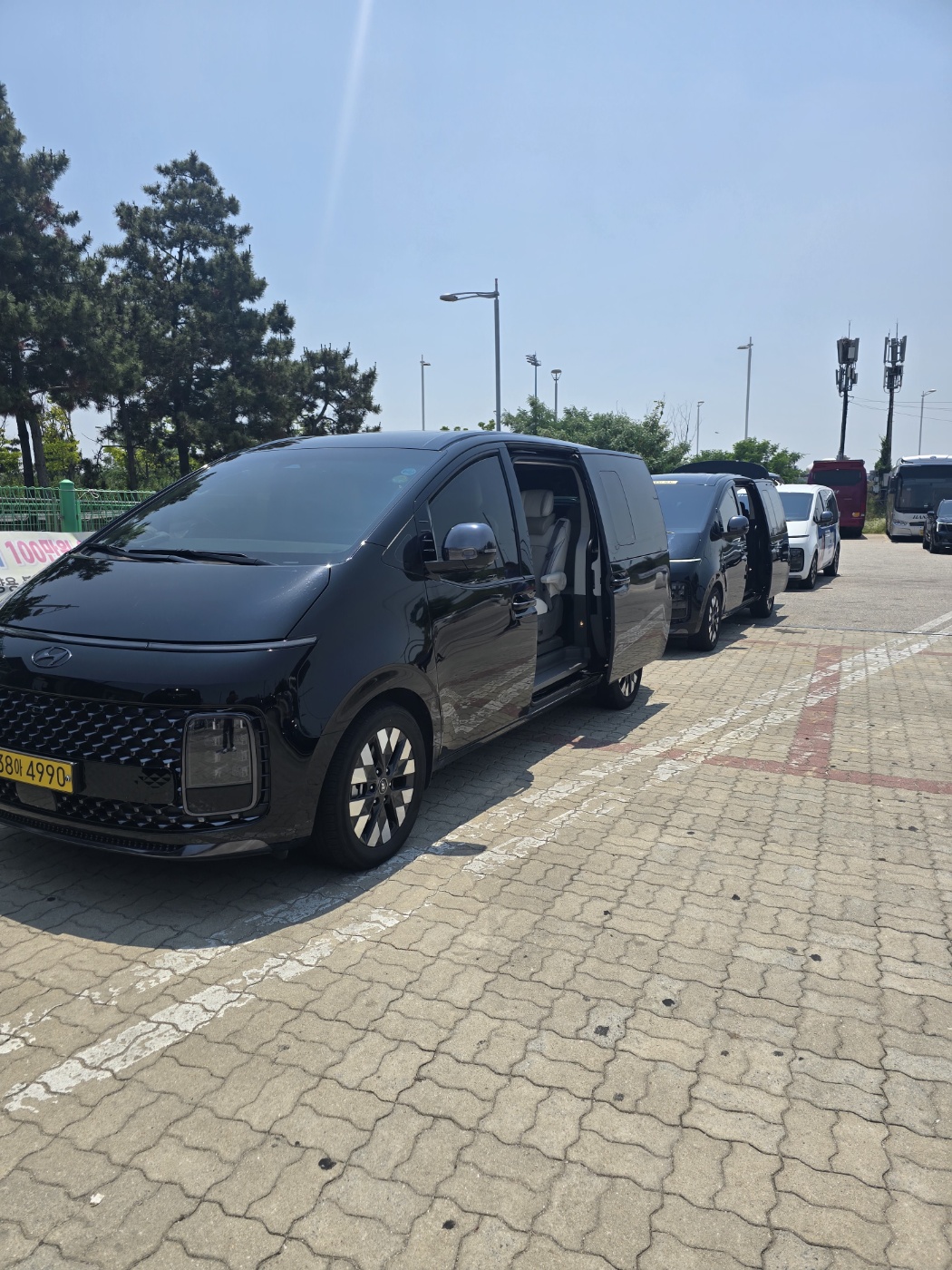 Vehicle exterior side